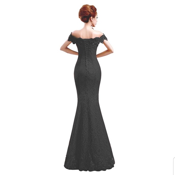 Evening dress (PRICE IS FIRM) - Picture 2 of 3